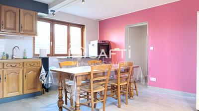 Maison - 95 m² - 3 pièces