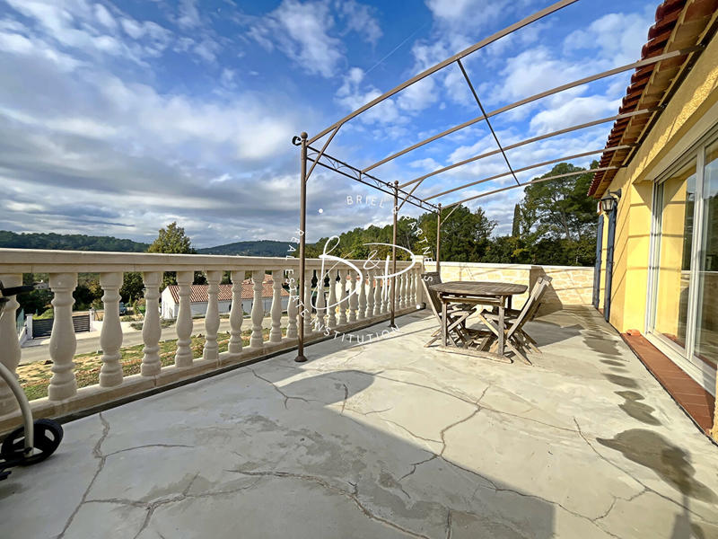 Maison - 117 m² - 5 pièces