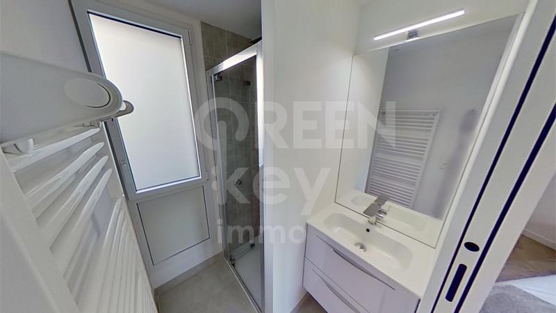 Appartement - 83 m² - 4 pièces