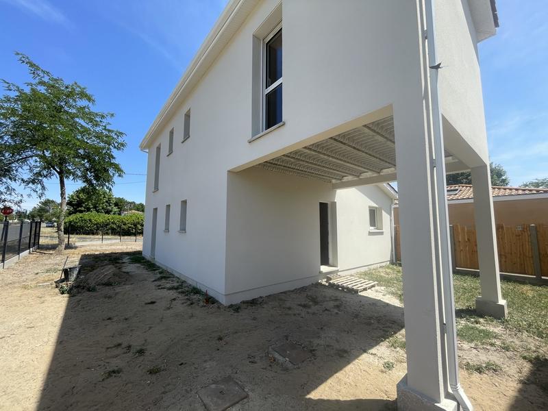 Maison contemporaine - 202 m² - 8 pièces