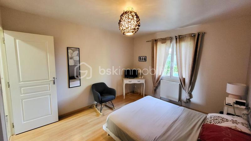 Maison traditionnelle - 120 m² - 5 pièces