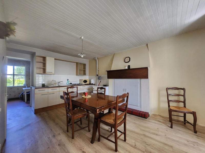 Maison - 97 m² - 5 pièces