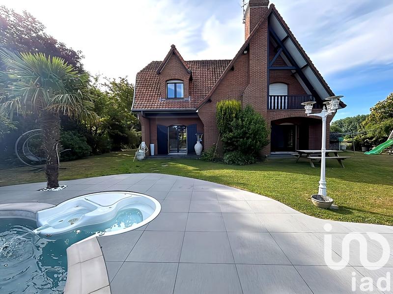 Maison - 199 m² - 9 pièces