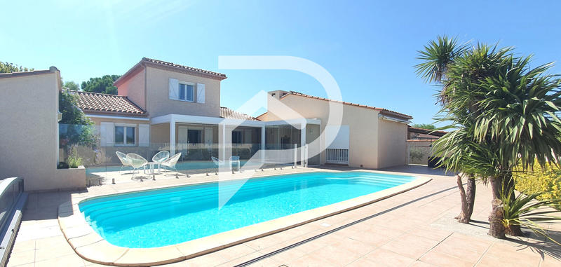 Maison - 158 m² - 7 pièces