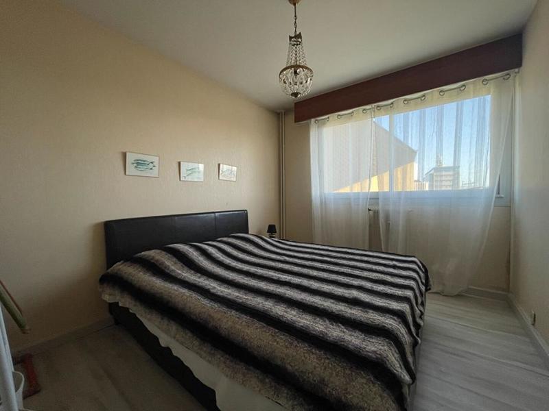 Appartement - 100 m² - 5 pièces