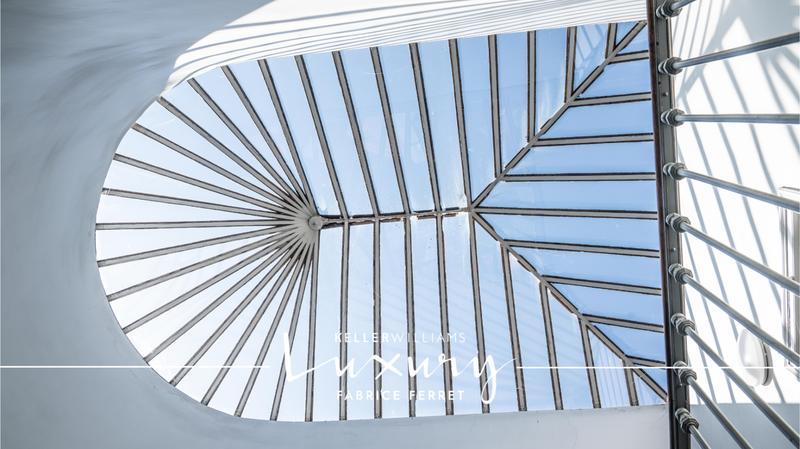 Appartement - 200 m² - 7 pièces