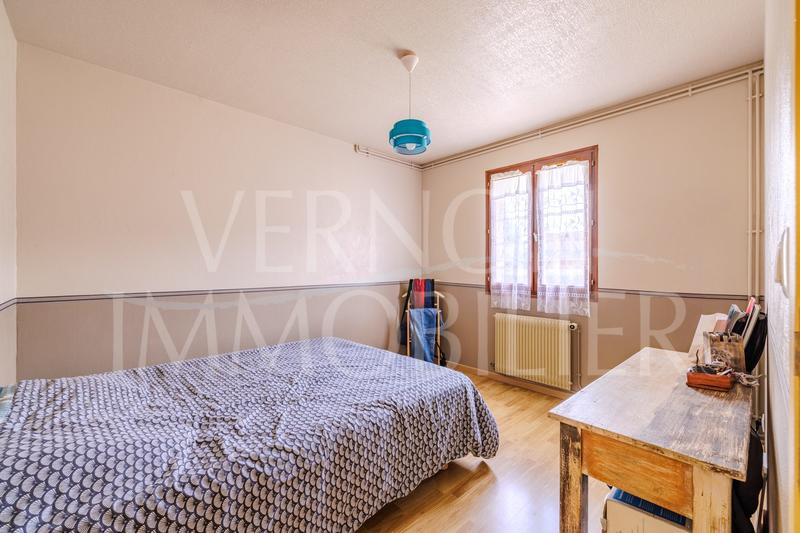 Maison traditionnelle - 84 m² - 5 pièces