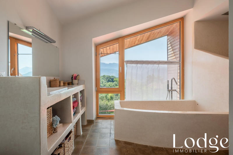 Maison contemporaine - 127 m² - 5 pièces