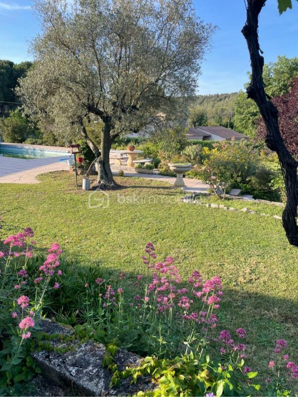 Maison traditionnelle - 130 m² - 5 pièces