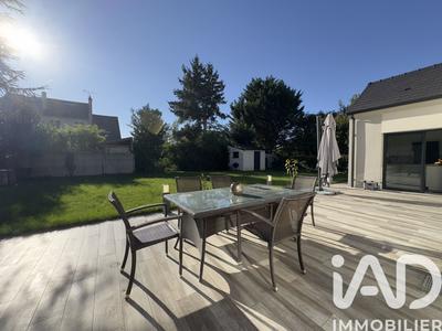 Maison - 180 m² - 7 pièces