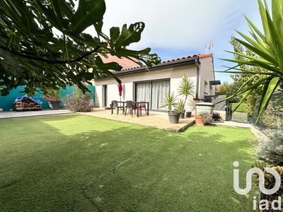 Maison - 85 m² - 4 pièces