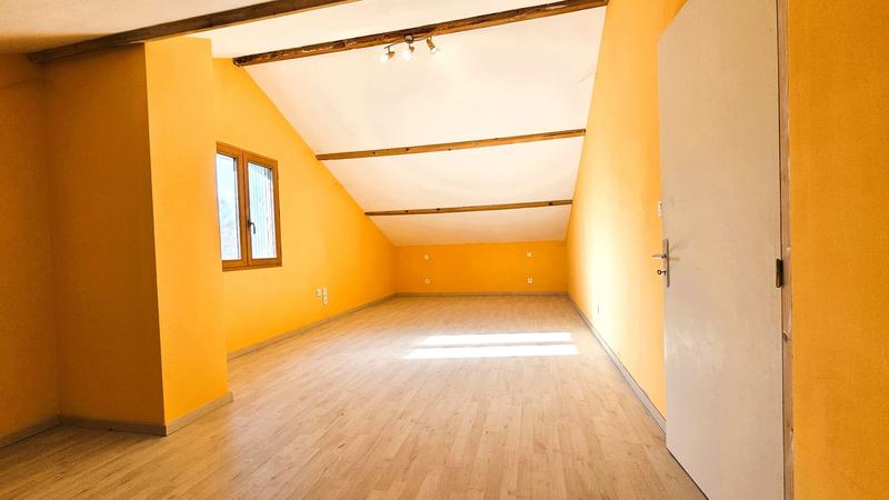 Maison - 143 m² - 7 pièces