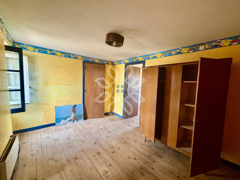 Maison - 90 m² - 5 pièces