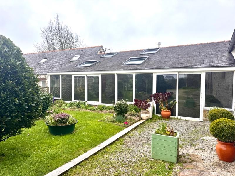 Maison - 150 m² - 7 pièces