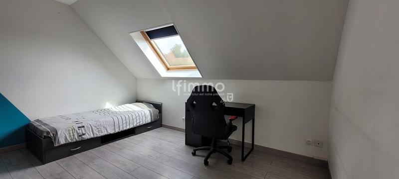 Maison - 177 m² - 8 pièces