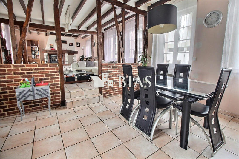 Maison ancienne - 143 m² - 6 pièces