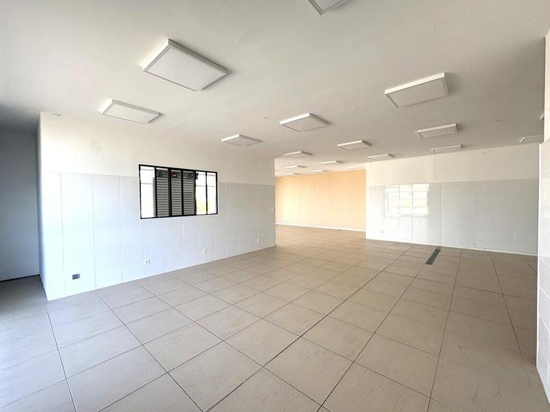 Local commercial - 207 m²