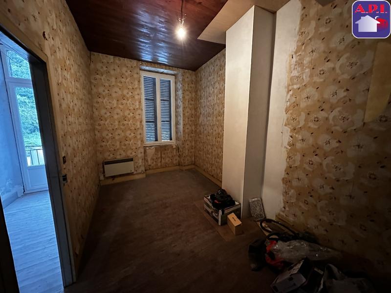 Maison de village - 123 m² - 6 pièces