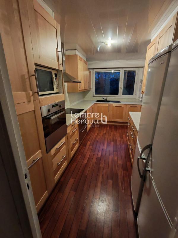 Appartement - 124 m² - 6 pièces