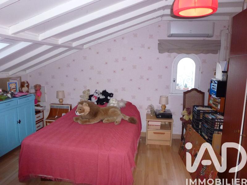 Maison - 185 m² - 7 pièces