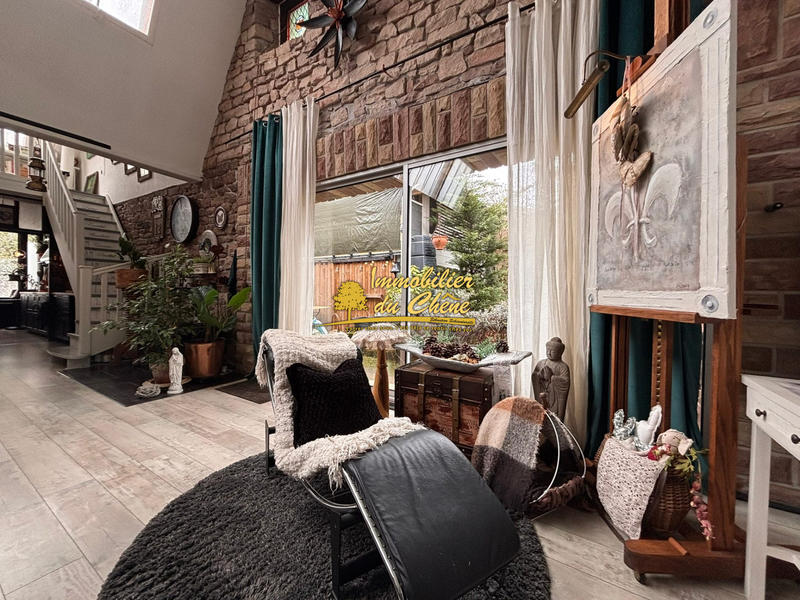 Maison - 200 m² - 9 pièces