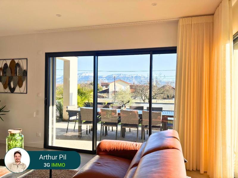 Maison - 145 m² - 4 pièces