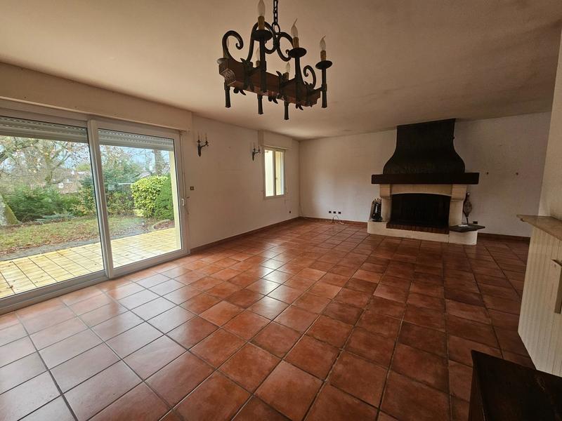 Maison - 157 m² - 7 pièces