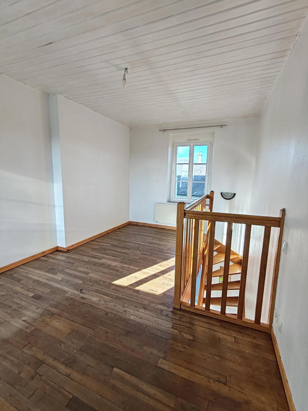 Maison - 134 m² - 8 pièces