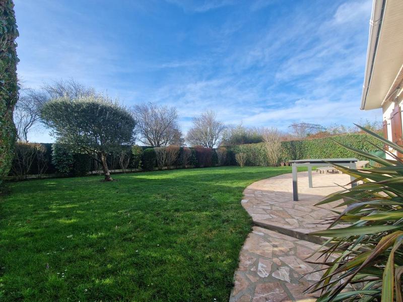 Maison - 136 m² - 6 pièces