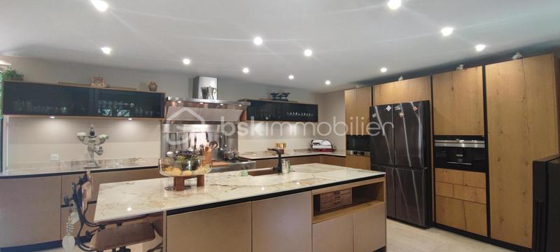 Maison en pierre - 180 m² - 7 pièces