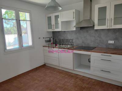 Maison - 88 m² - 4 pièces