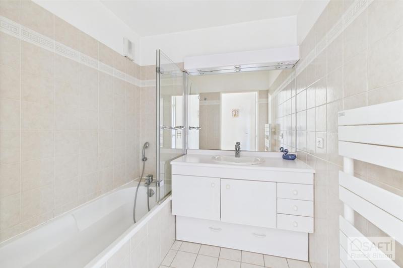 Appartement - 91 m² - 4 pièces