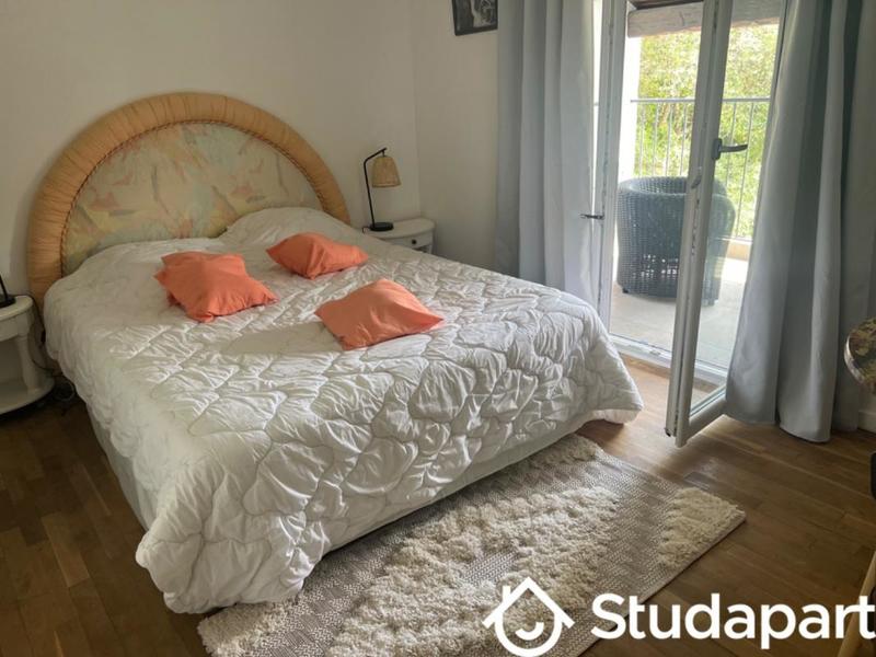 Chambre - 9 m² - 1 pièce