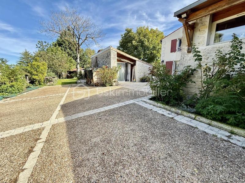 Maison - 150 m² - 7 pièces