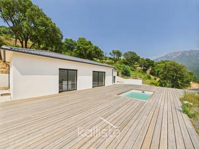 Villa - 132 m² - 4 pièces
