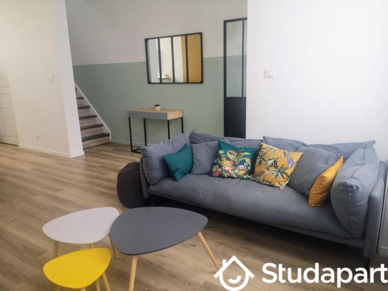 Chambre - 11 m² - 1 pièce