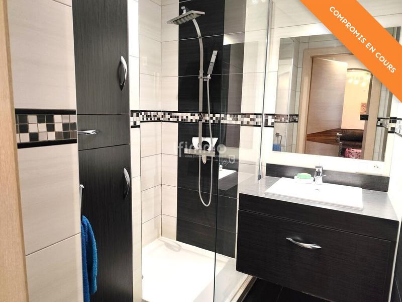 Appartement - 49 m² - 2 pièces