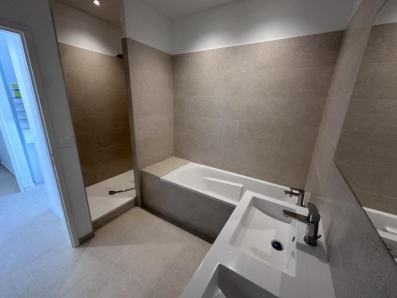 Appartement bourgeois - 90 m² - 3 pièces