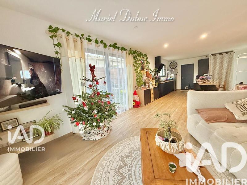 Maison - 92 m² - 4 pièces