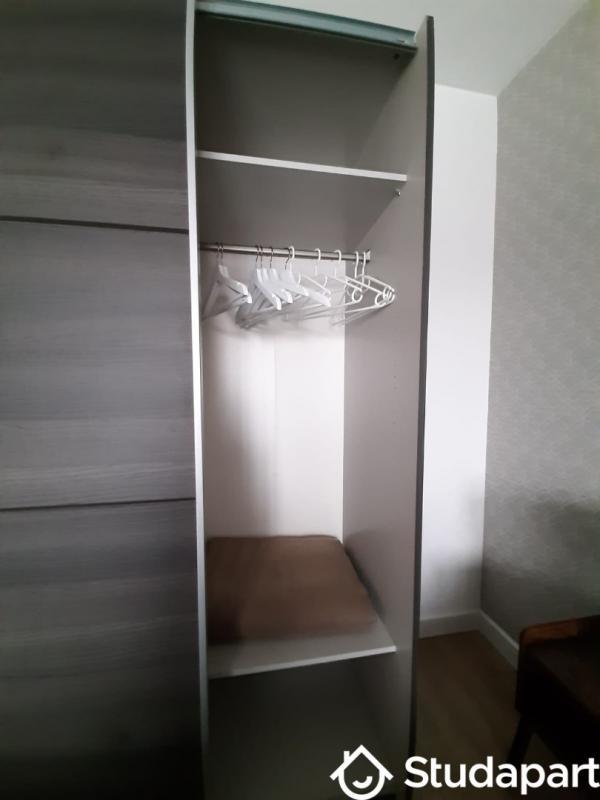 Chambre - 14 m² - 1 pièce