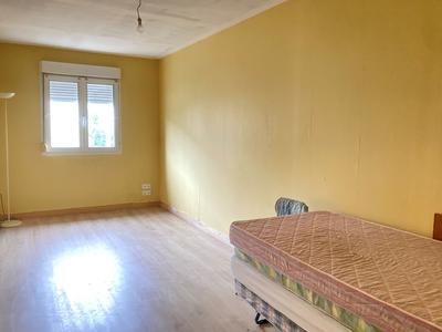 Maison - 80 m² - 5 pièces