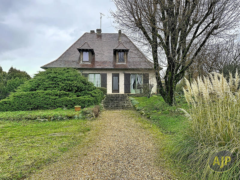 Maison - 123 m² - 4 pièces