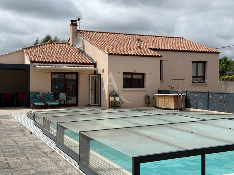 Maison - 130 m² - 5 pièces