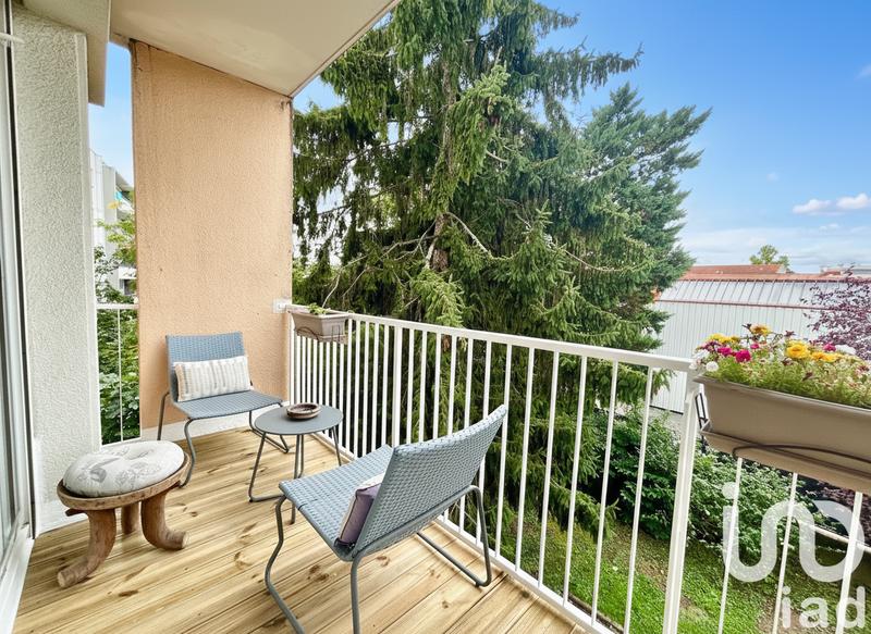 Appartement - 98 m² - 4 pièces