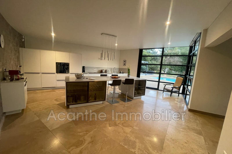 Villa - 220 m² - 6 pièces