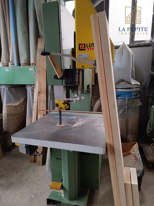 Local commercial - 169 m²