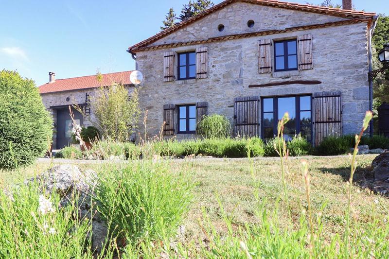 Corps de ferme - 199 m² - 8 pièces