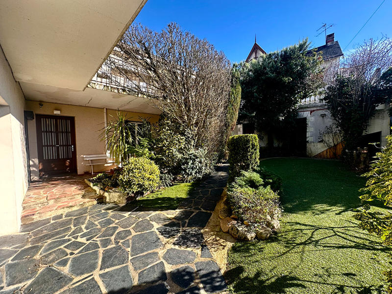 Maison - 200 m² - 7 pièces