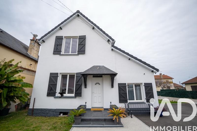 Maison - 131 m² - 4 pièces