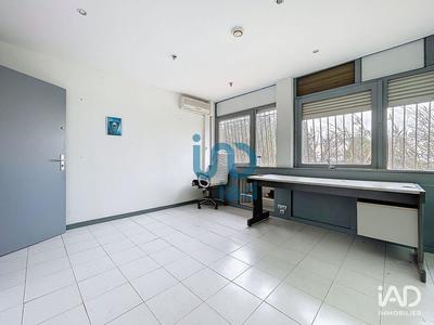 Local commercial - 266 m²